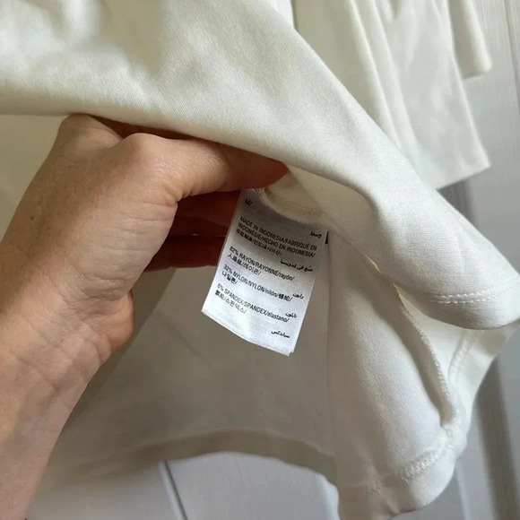 Alfani | white top | long bell sleeve | bow detail | size M - Picture 5 of 7